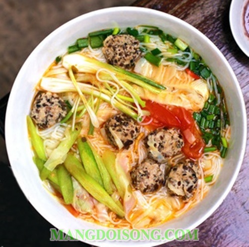 Cách nấu bún mọc ngon đơn giản cho bữa sáng gia đình thêm phấn khởi 8