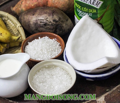 Cách nấu chè chuối hấp khoai lang ngon không bị chát đơn giản tại nhà 1