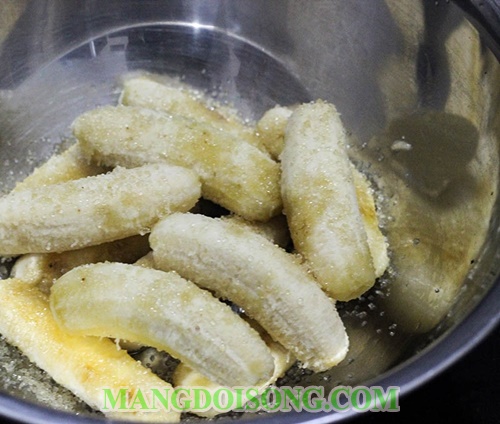 Cách nấu chè chuối hấp khoai lang ngon không bị chát đơn giản tại nhà 2