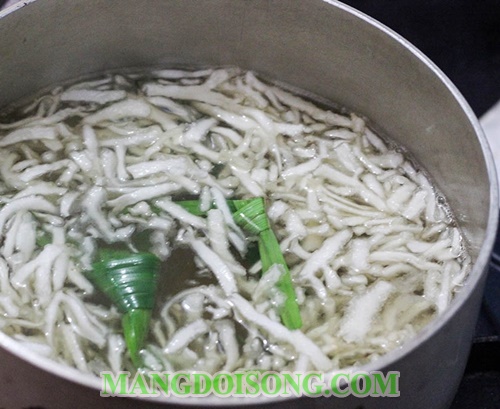 Cách nấu chè rau câu chân vịt ngon thanh mát bổ dưỡng giải nhiệt ngày hè 10