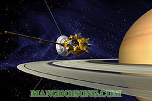 Phi thuyền cassini bay giữa sao thổ và vành đai của nó 2