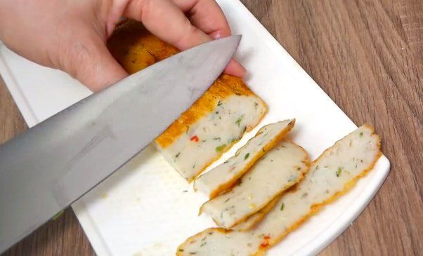 Cách nấu bánh canh chả cá thơm ngon đậm đà nhất 7