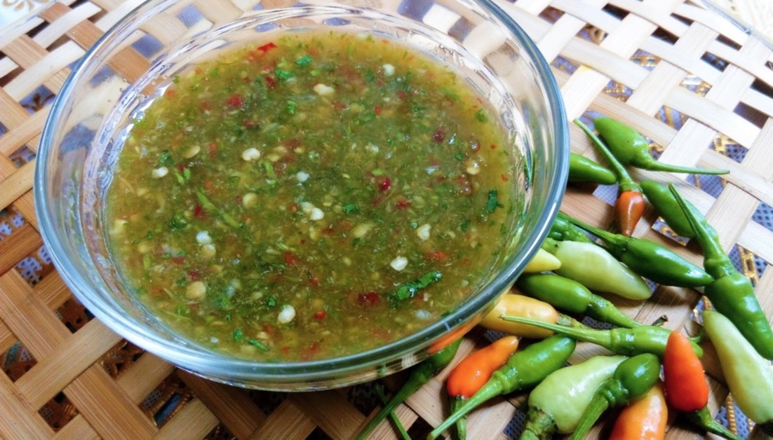 Cách pha nước chấm ốc đơn giản thơm ngon chuẩn vị 7