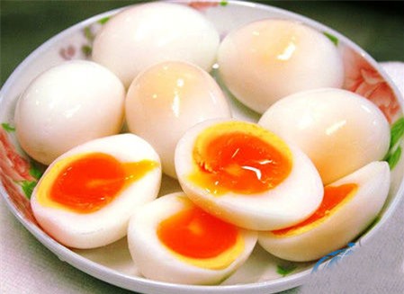 Bí kíp luộc trứng lòng đào đơn giản nhất 6
