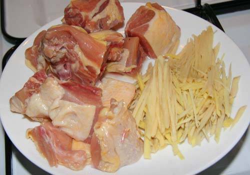 cach-lam-ga-kho-gung-thom-ngon-chuan-vi-dau-bep-3