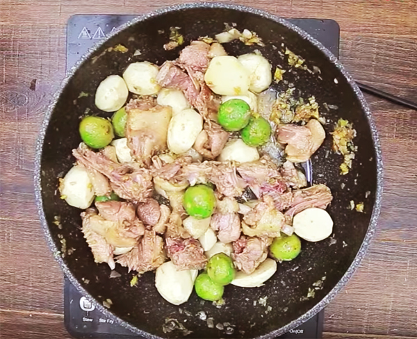 cach-lam-mon-ga-om-sau-thom-ngon-hap-dan-4